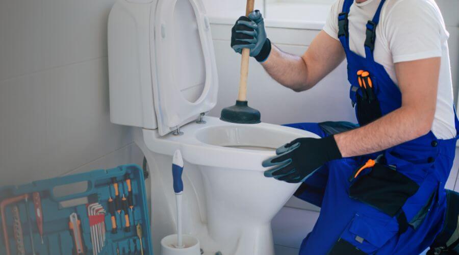 Professional septic pumping service in Burton, TX